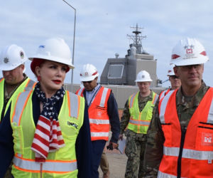 Ambasador USA, Georgette Mosbacher odwiedziła bazę amerykańskiej Marynarki Wojennej w Redzikowie