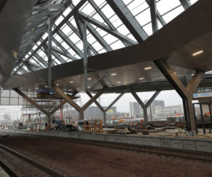 Pierwszy pociąg wjechał na Dworzec Zachodni. Wielkie otwarcie w poniedziałek