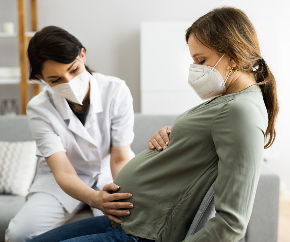 Kobiety w ciąży częściej i ciężej chorują na COVID-19