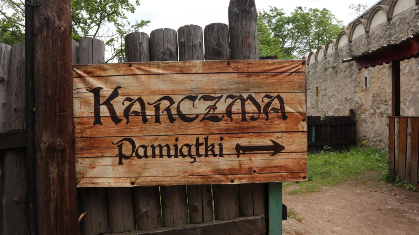 Oto najwyżej położony zamek w Polsce. Kryje wiele mrocznych tajemnic 