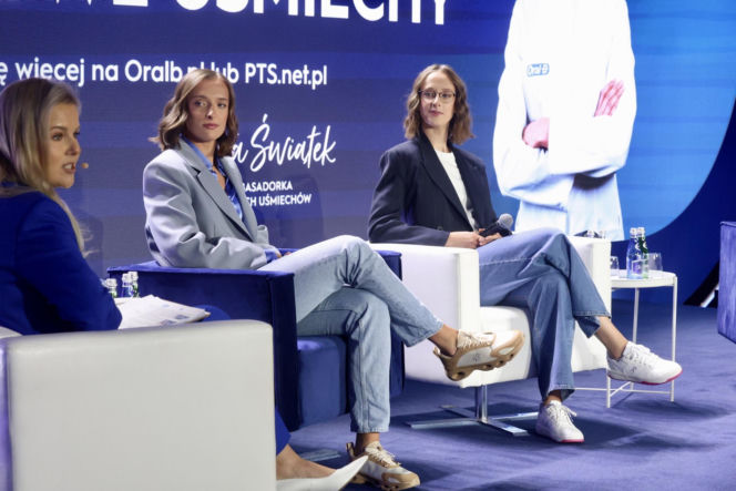 Iga i Agata Świątek na konferencji otwierającej kampanię Oral-B