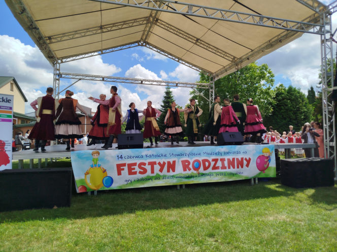 Festyn Rodzinny młodzieży z KSM w Siedlcach 2026 przyciągnął tłumy
