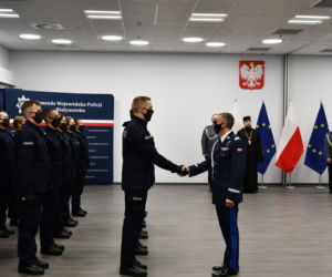 Nowi policjanci w Podlaskiem. Ślubowanie złożyło 19 funkcjonariuszy [ZDJĘCIA]