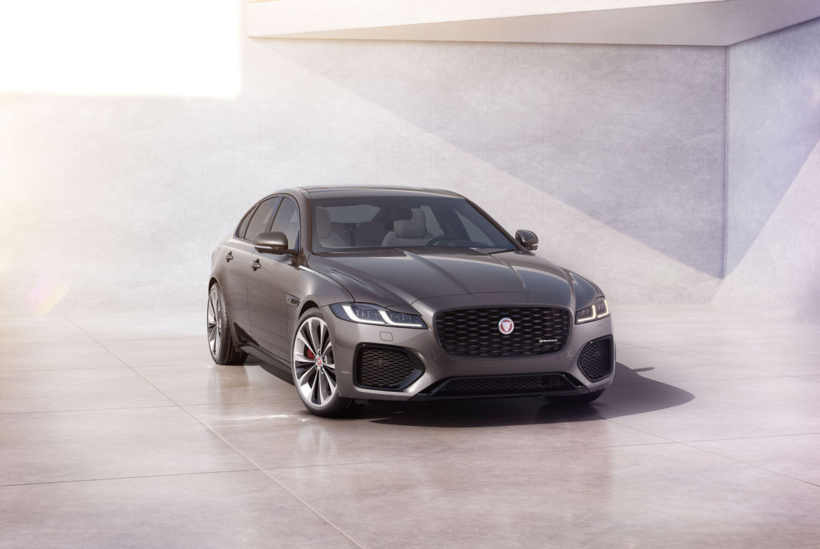 Nowy Jaguar XF (2021)