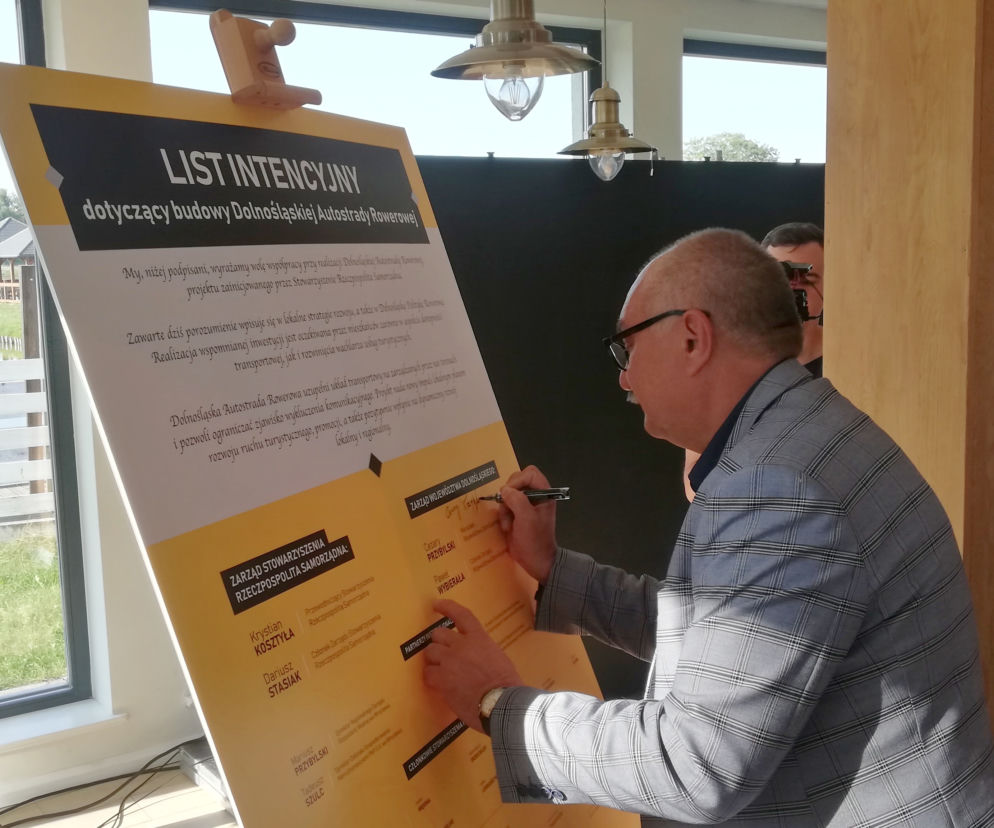 Samorządowcy podpisali list intencyjny ws. powstania Dolnośląskiej Autostrady Rowerowej