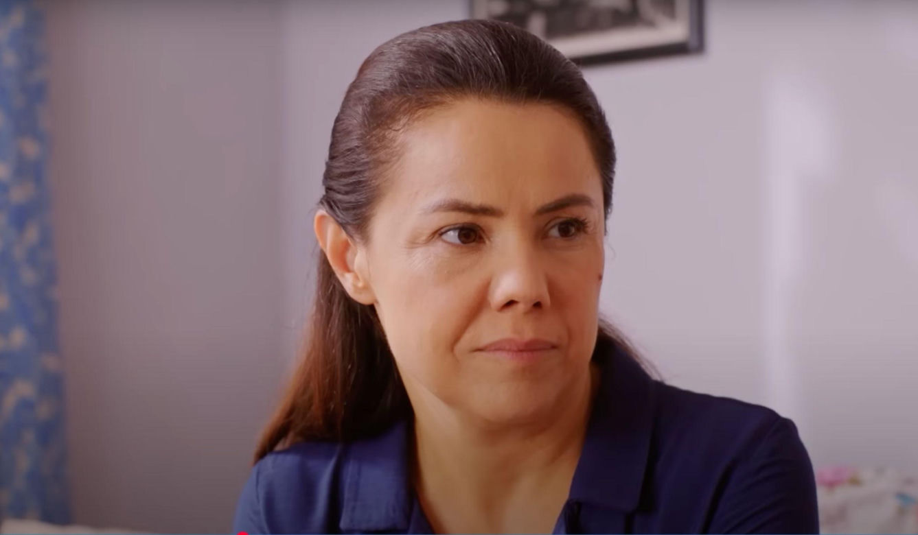 Seda zakradnie się do domu Gonul.