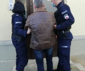 ROPCZYCE. Dostawca jedzenia przeżył HORROR. 19-latek przetrzymywany był w garażu!