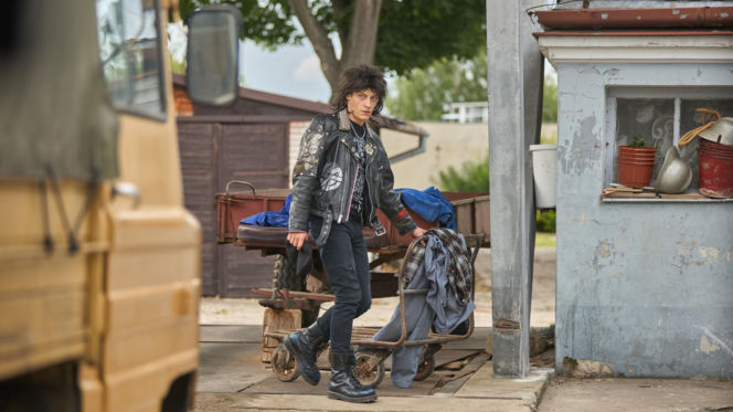 Wojna zastępcza. Artur (Mateusz Więcławek)