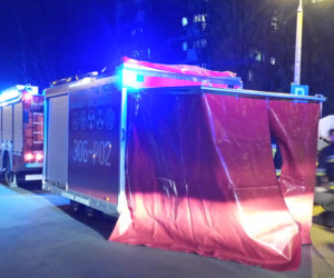 Kilka zastępów straży pożarnej, policja, pogotowie i ratownictwo chemiczne. Akcja strażaków w Bieńczycach