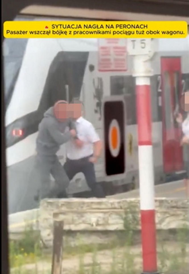 Szokujące sceny na peronie w Wejherowie! Bójka agresywnego pasażera z konduktorem