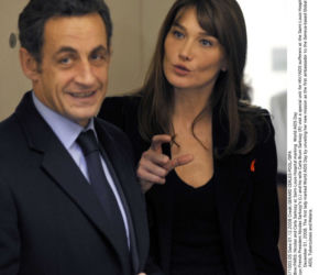 Sarkozy i Bruni mają romanse na boku 
