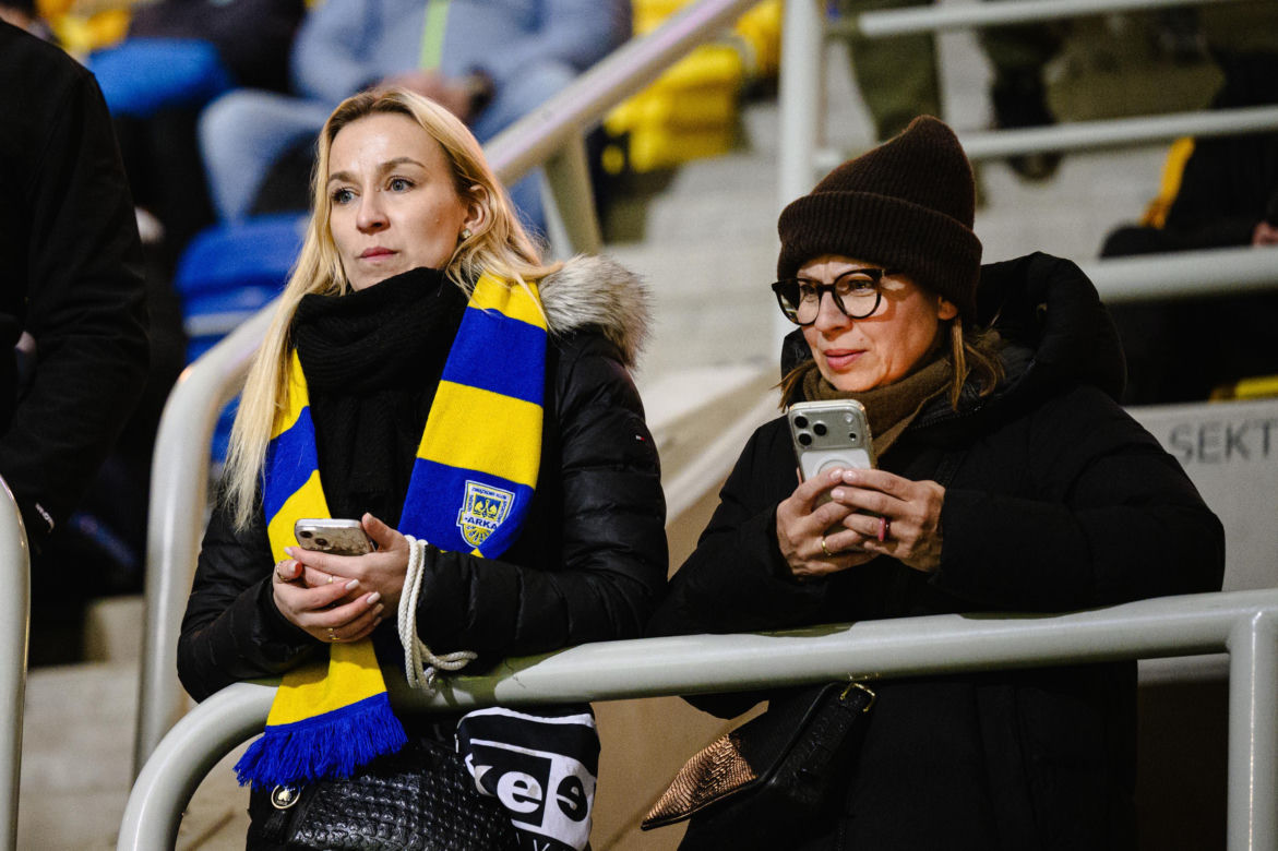 Arka Gdynia - Lechia Gdańsk: Zdjęcia kibiców z derbów Trójmiasta w ramach 23. kolejki PKO BP Ekstraklasy