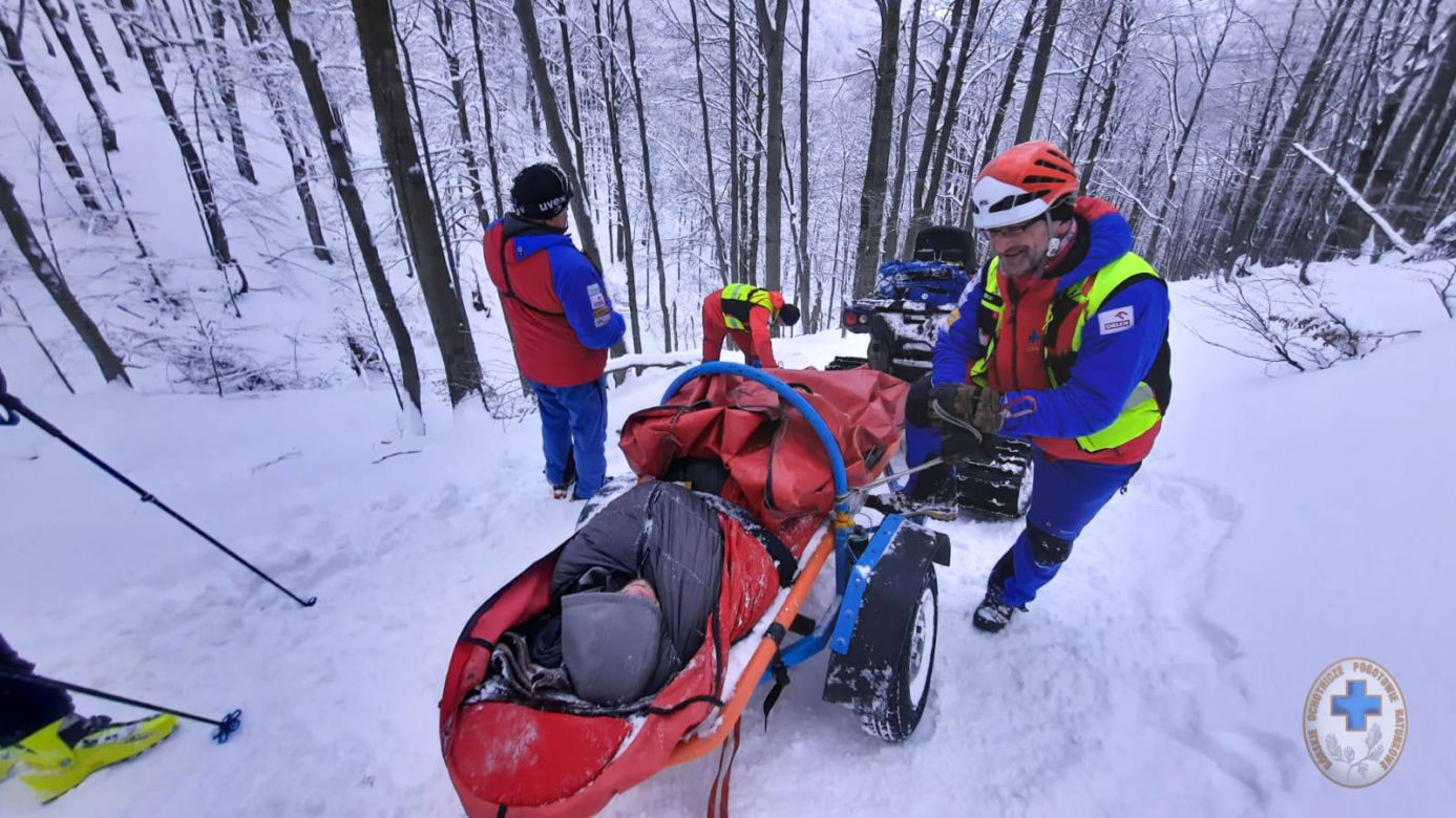  Ratownicy GOPR Bieszczady wzywani do złamań m.in. na sankach [ZDJĘCIA]  