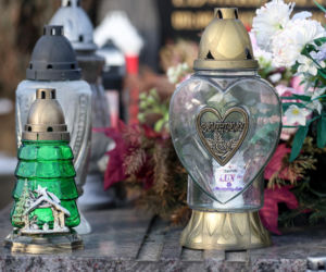 Grób Gierka a 113. rocznicę jego urodzin