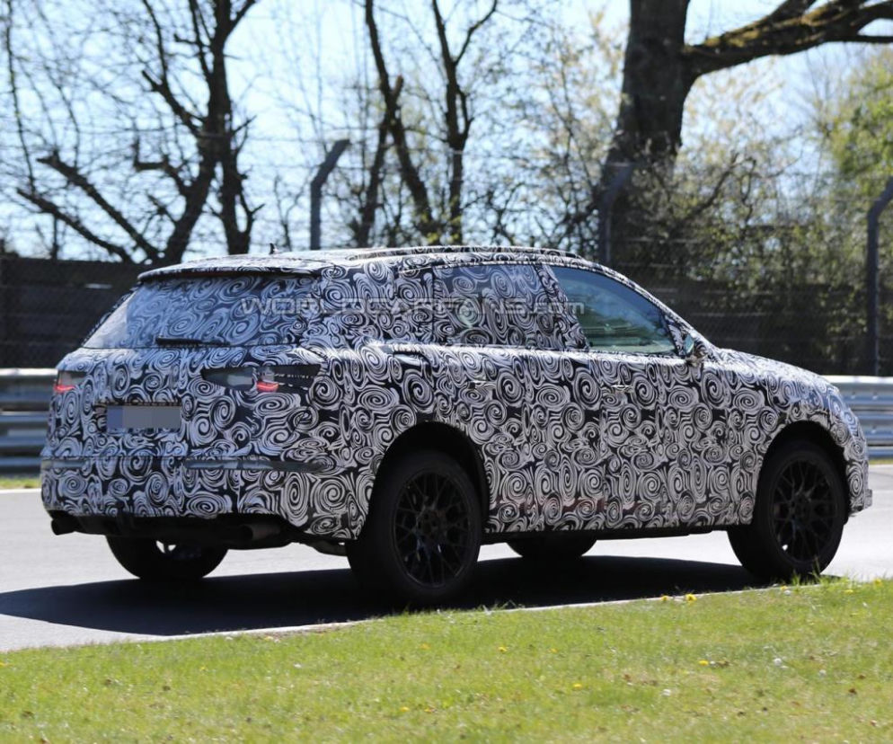 Audi Q7 - zdjęcia szpiegowskie z toru Nurburgring