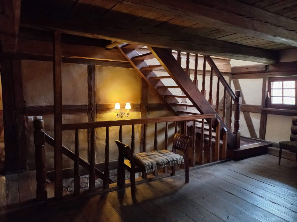 Remont domu szachulcowego w Płóczkach Górnych (Dolny Śląsk)