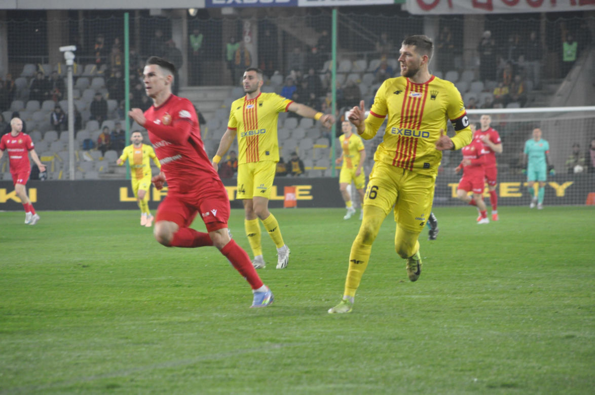 Korona - Widzew