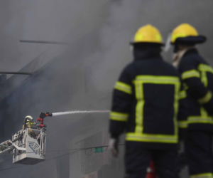 Pakistan/ Co najmniej 11 ofiar śmiertelnych pożaru w centrum handlowym w Karaczi