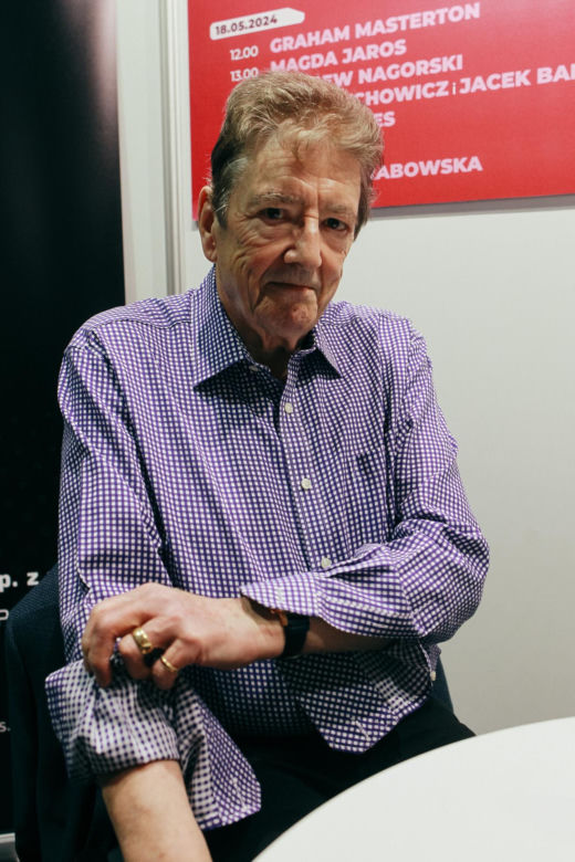Targi Książki i Mediów VIVELO 2024 ściągnęły tłumy na PGE Narodowy. Mróz, Bonda i Hołownia oblegani przez fanów. Działo się! 