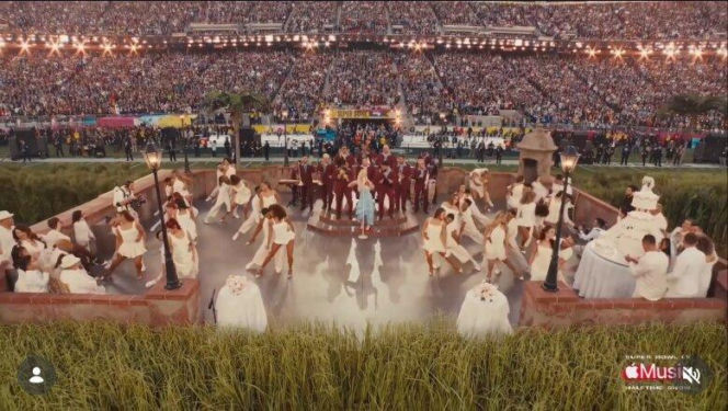 Nikt się tego nie spodziewał! Lady Gaga wtargnęła na występ Bad Bunny’ego