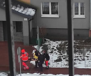 Martwa kobieta w mieszkaniu, jej mąż wyskoczył z balkonu na oczach policji! Horror w Kielcach