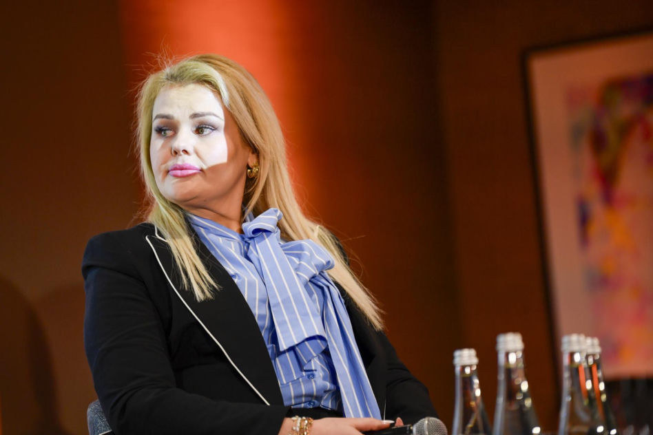 "Pokochaj swoje ciało": Omenaa Mensah, Joanna Przetakiewicz, Ewa Chodakowska, Kinga Zawodnik, Maffashion