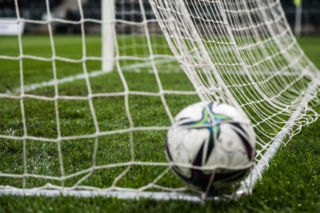 Wisła Płock ulega Koronie Kielce w Ekstraklasie. Kto zdobył kluczowe bramki dla gości?