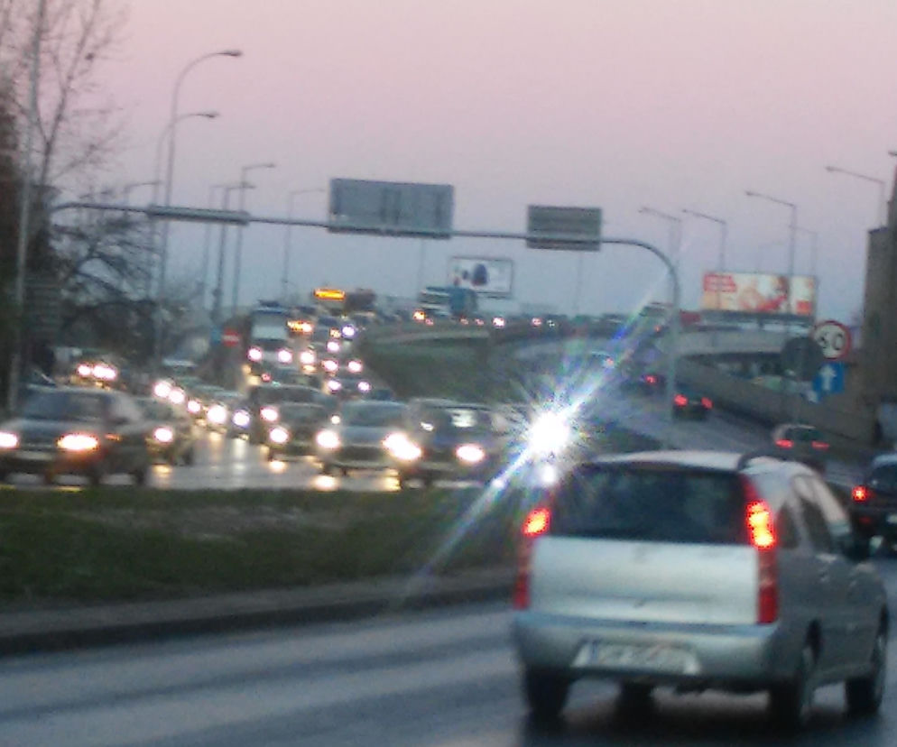 Korki we Wrocławiu to codzienność, nawet wieczorami