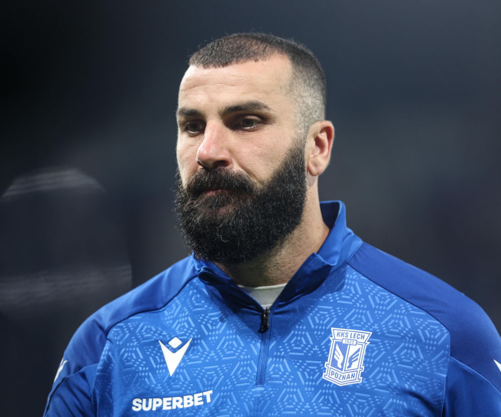 Mikael Ishak z Lecha Poznań ma zasmuconą minę po meczu z Górnikiem Zabrze. O szczegółach przeczytasz na SE Supersport.