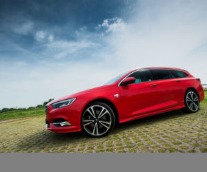 Opel Insignia Sports Tourer OPC Line 2.0 Turbo 260 KM AWD AT