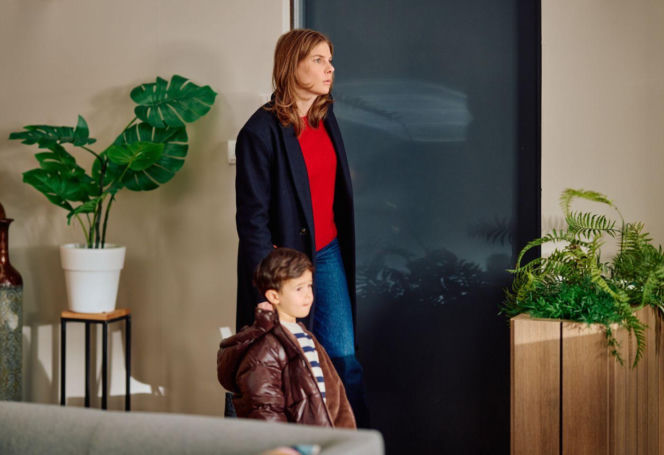 "Na Wspólnej", odcinek 4171: Kariera Mariusza wisi na włosku. Mężczyzna ucieka w alkohol i odsuwa się od Oli