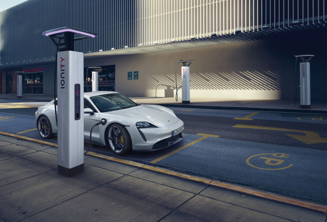 Porsche Taycan Turbo S