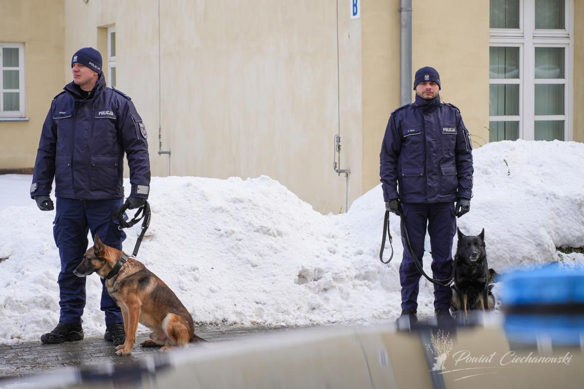 Policyjne bestie będą siać postrach na drogach. Oto nowe radiowozy polskiej policji