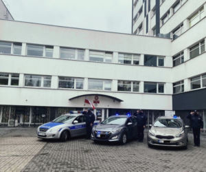 Łódzkie: WZRUSZAJĄCE gesty hołdu i pamięci! Tak policjanci pożegnali swojego kolegę! 