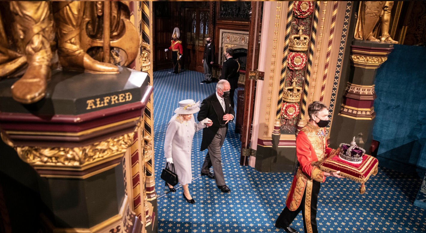 Królowa Elżbita II, książę Karol i księżna Camila na otwarciu parlamentu w Westminsterze