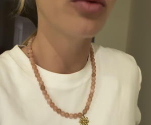 Marcelina Zawadzka w bombardowanym Dubaju