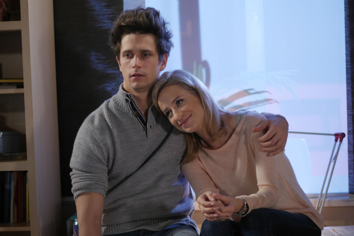 Pierwsza miłość odcinek 2408 Paweł (Michał Malinowski) Sabina (Urszula Dębska)
