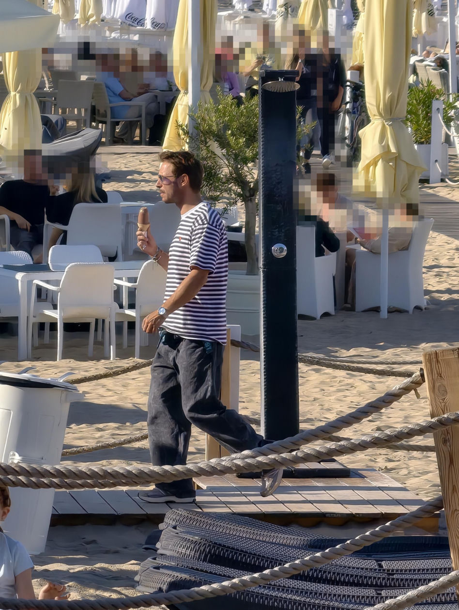 Mateusz Banasiuk na plaży w Sopocie. Tak wyglądał, gdy zrzucił koszulkę!