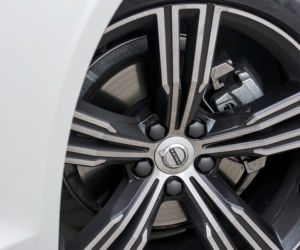 Volvo V60 D4 8AT Inscription