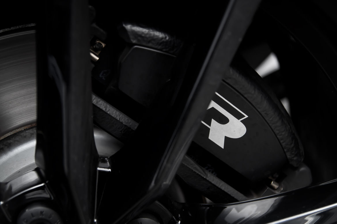 Volkswagen Golf Variant R