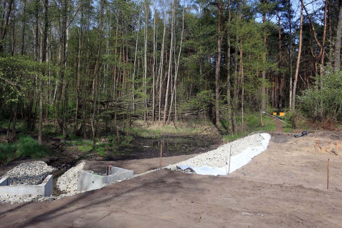 Budowa kąpieliska w Ochli