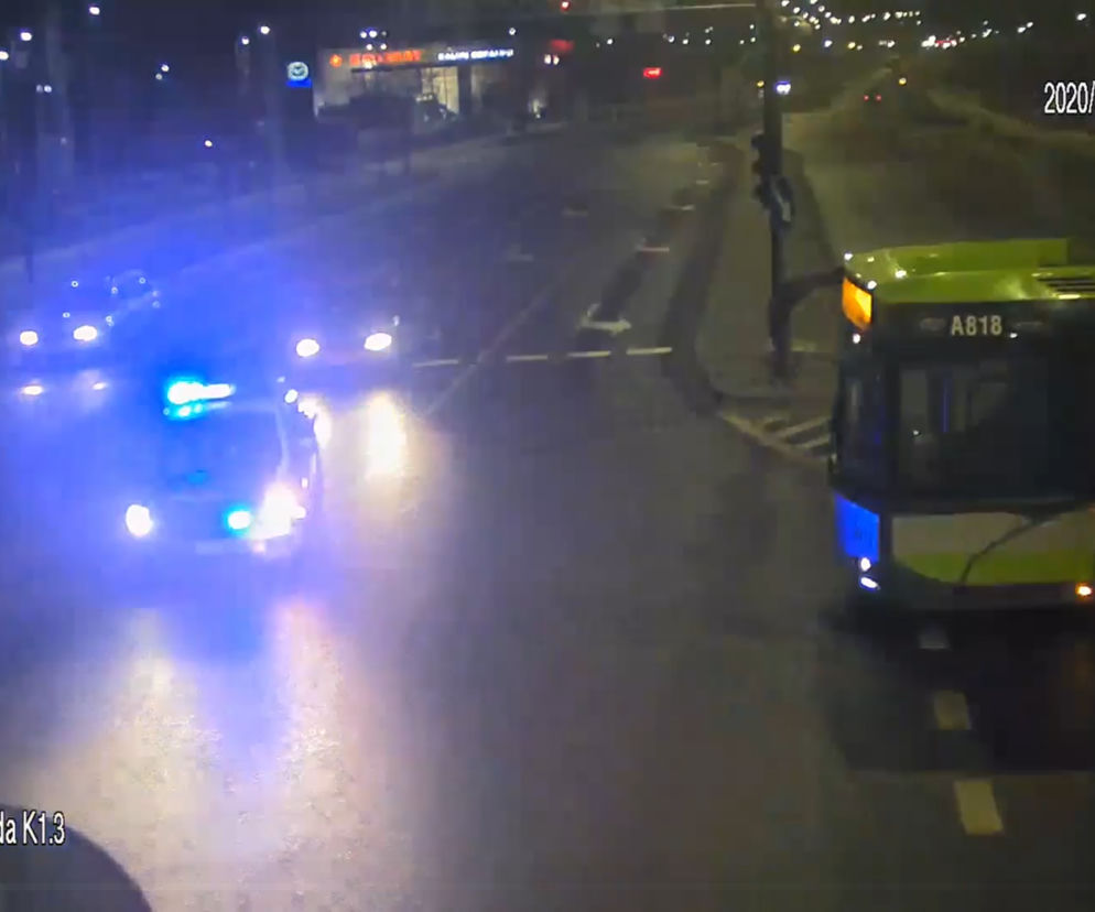Policjanci z olsztyńskiej grupy SPEED eskortowali kobietę wiozącą chore dziecko do szpitala