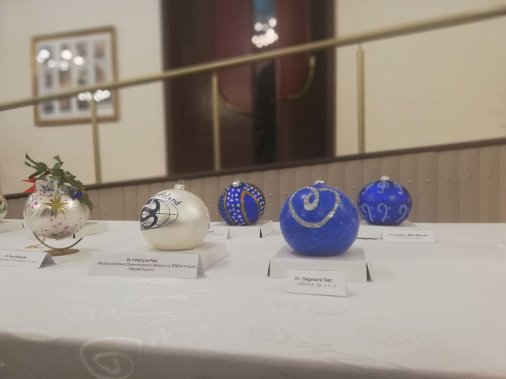 Bombki zostały zlicytowane