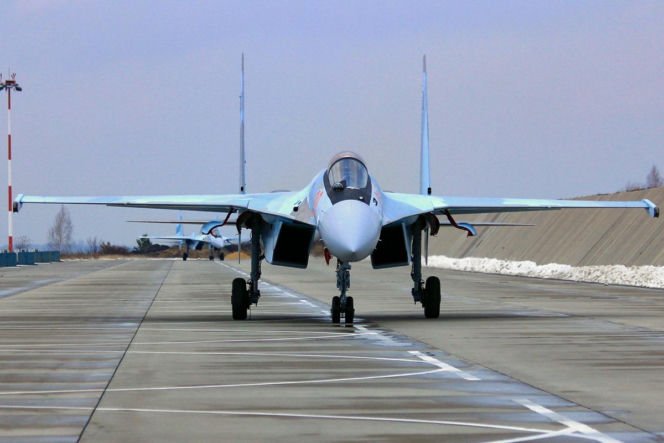 Rosja potajemnie buduje myśliwce Su-35 dla Teheranu. Irańskie lotnictwo odradza się?