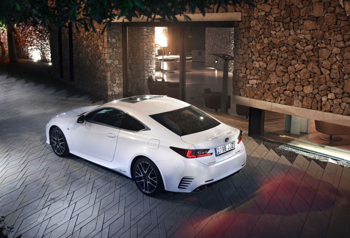 Lexus RC 300h