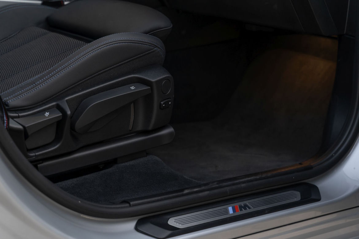 (2020) BMW X3 xDrive30e