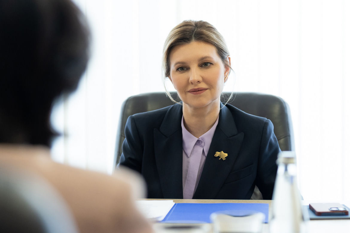 Agata Duda i Ołena Zełenska. Projektant mody ocenił ich styl