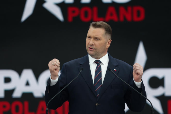 Przemysław Czarnek był królem parkietu we włoskim hotelu. Tam poznał piękną małżonkę [ZDJĘCIA]