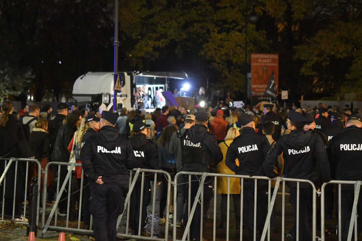 Manifestacja pod Sejmem - NIE dla zakazu edukacji seksualnej