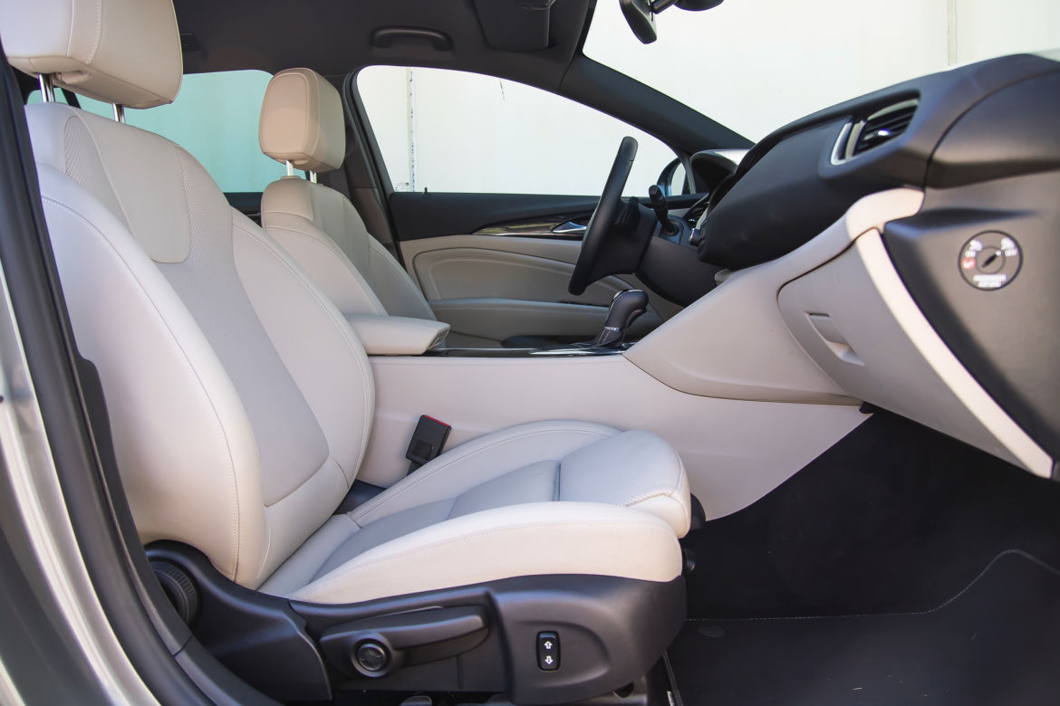 Opel Insignia Country Tourer 1.6 Turbo 200 KM A6